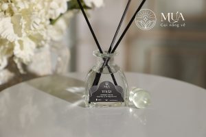 tinh dầu thơm phòng mưa 1