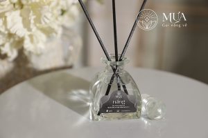 tinh dầu thơm phòng nắng 1